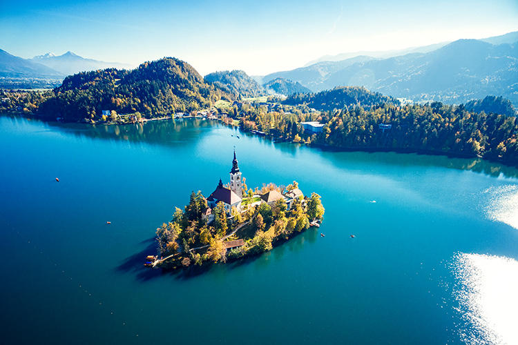 Beint flug Ljubljana. 14. - 17. maí 2026