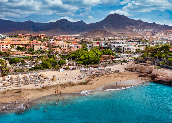 60+ ferð með Kristínu Tryggva til Tenerife