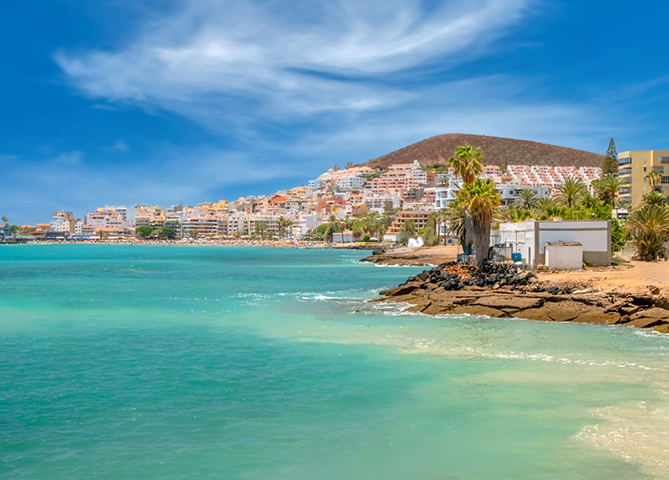 60+ ferð með Kristínu Tryggva til Tenerife