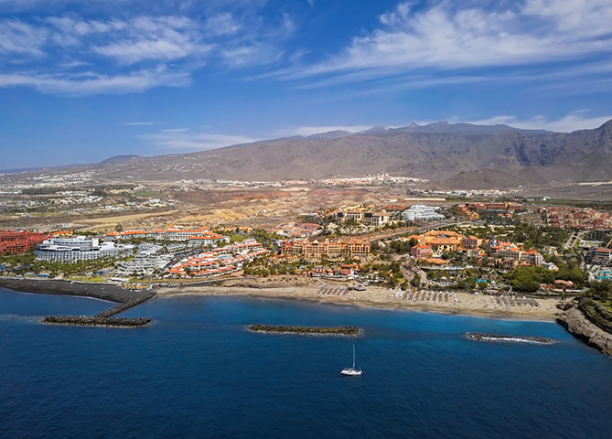 60+ ferð með Kristínu Tryggva til Tenerife